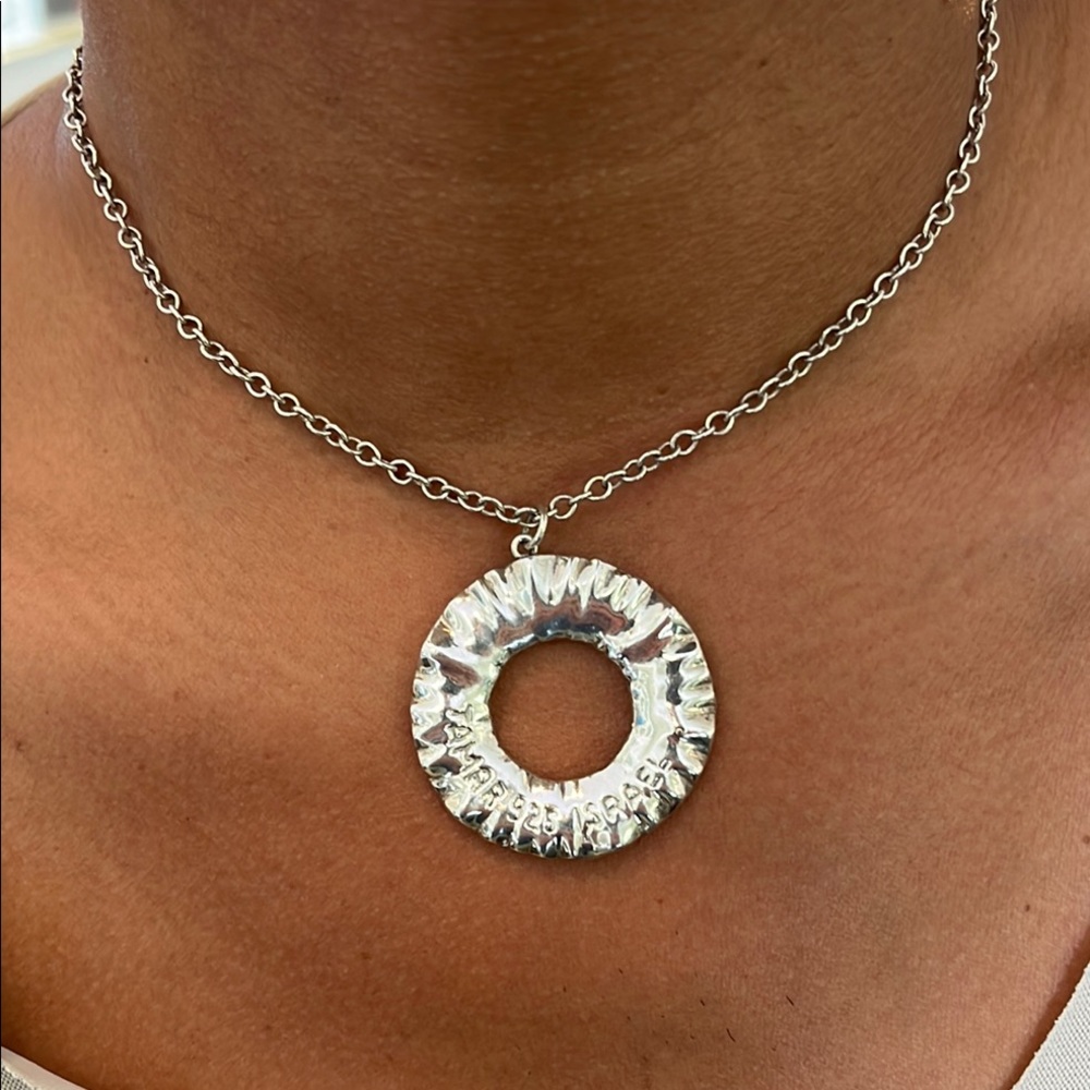 Saks Off Fifth / Silver (925) Textured Circle Necklace